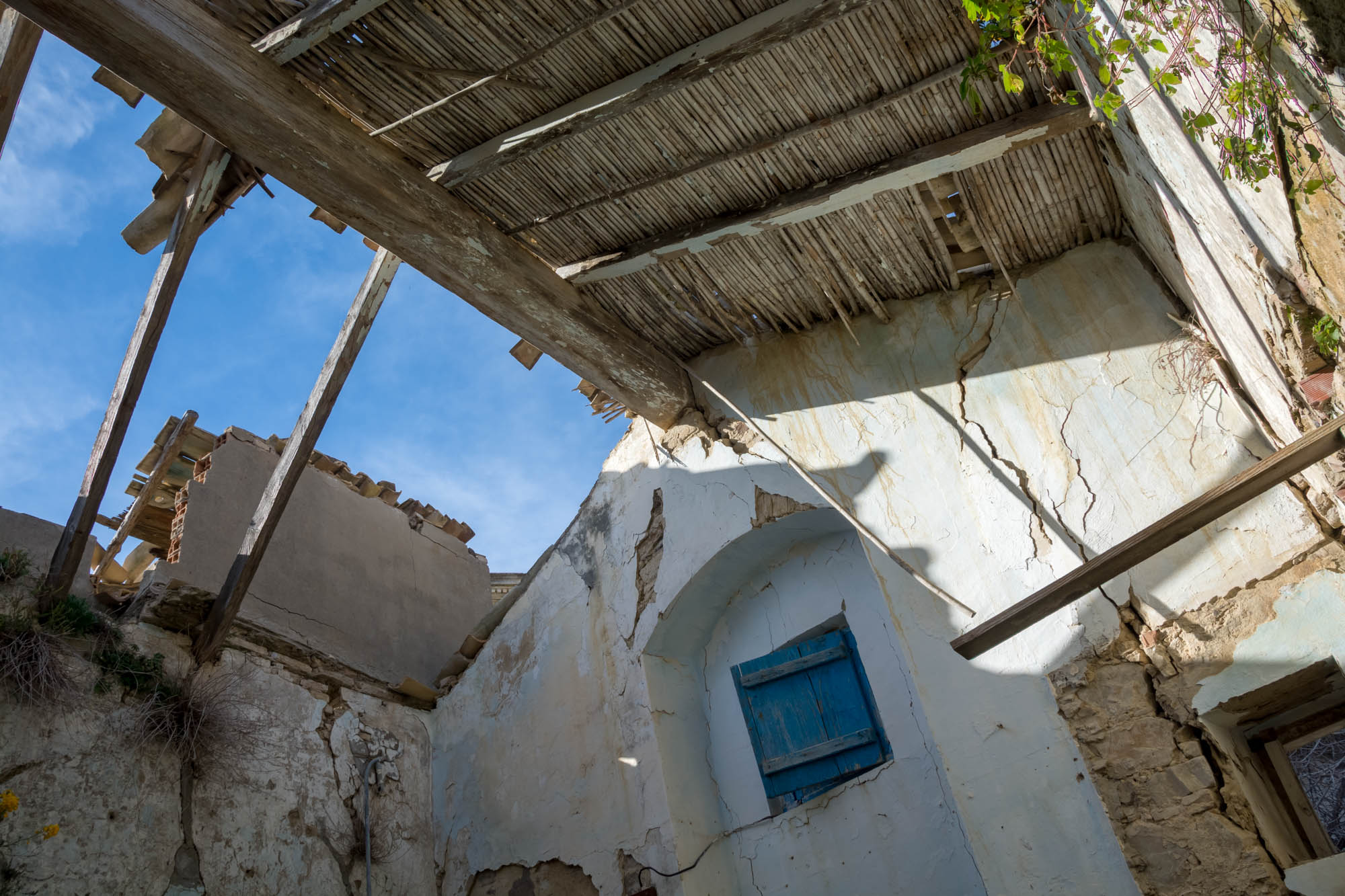 Una casa abbandonata della città di Craco