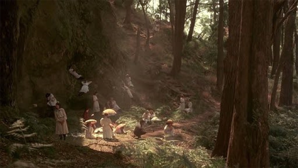 picnicad hanging rock